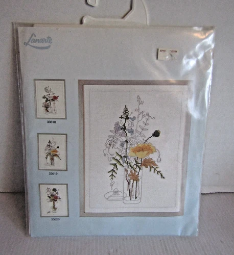 Lanarte counted cross stitch kit Floral 33619 New 22x29cm