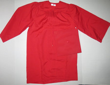 c1 Child RED Graduation/Choir Cap Gown Preschool Kindergarten Size 30 6Y