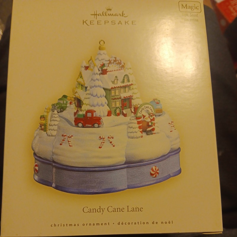 2007 Hallmark  Keepsake “Candy Cane Lane” Magic Light Sound & Motion Ornament