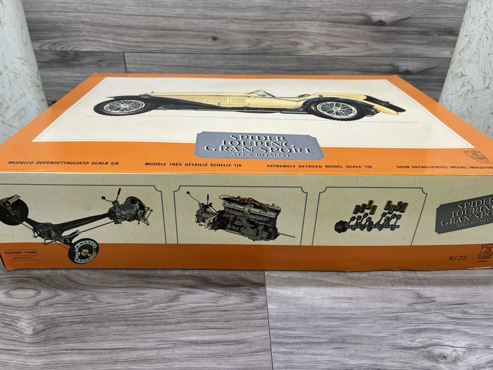 De colección Pocher Alfa Romeo Spider Touring Gran Sport Kit Escala 1:8 K73 - SELLADO Foto 2 de 4