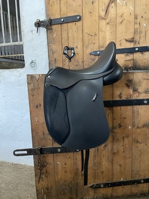 Wintec Dressursattel