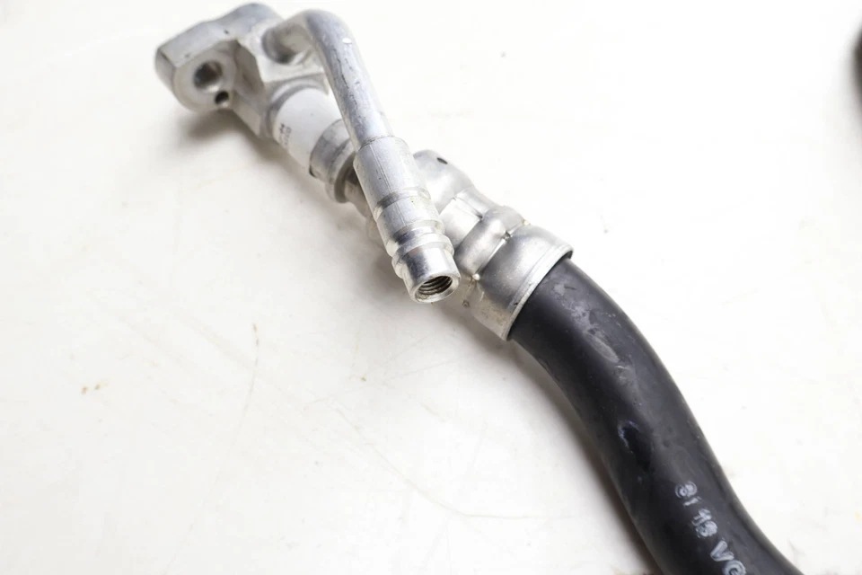 BMW X3 2015-2016 2,0 L - tubo de succión de aire acondicionado/línea/manguera 9228240 Foto 3 de 4