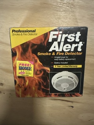 NEW Vintage First Alert Smoke & Fire Detector Professional Model 83R 1994 SEALED