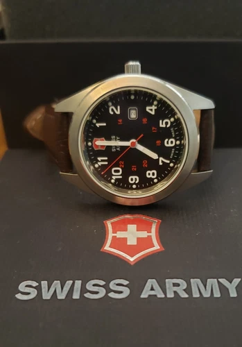 VICTORINOX Swiss Army Garrison 241084 Brown Leather Strap *NEW - Picture 7 of 17