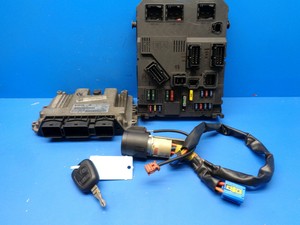 Peugeot 206 1 4 Hdi Kit Demarrage Calculateur Moteur 0281010707 9647158080 Ebay