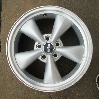 17x7" Silver Aluminum Wheel Rim For 2010-2014 Ford Mustang - 5x114.3 Bolt Pattern, 40mm Offset