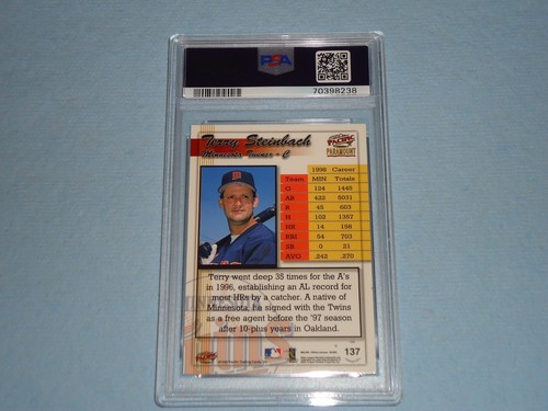 1999 Pacific Paramount Opening Day Card Terry Steinbach 137 PSA 8 NM-MT 70398238 - Picture 2 of 2