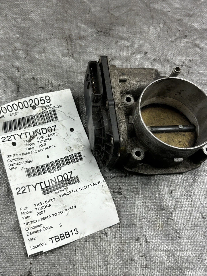 Toyota Tundra 2004-2009 4,7 L carrocería del acelerador conjunto de válvula de acelerador 22030-0F010 OEM Foto 4 de 4