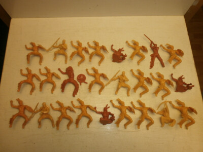 Convolute 25 Old Elastolin Plastic Figures Indian Cowboys Blanks To 3in