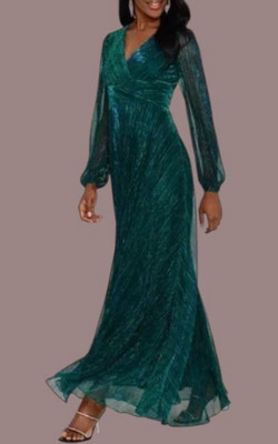 $289 Betsy & Adam Women's Long Sleeve V-Neck Solid Shimmer Gown Sz 4 Color: Jade