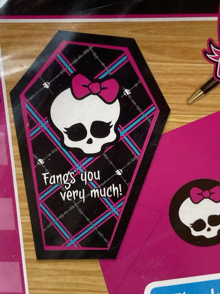 Monster High - Thank You Cards w/ Envelopes “Fangs You Very Much!” - Image 2 of 4