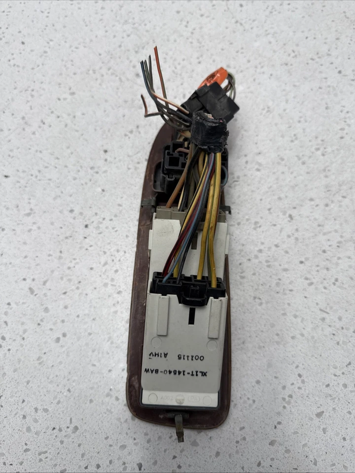 Interruptor de ventana eléctrica para puerta del conductor Lincoln Navigator 2000-2002 OEM Foto 3 de 4