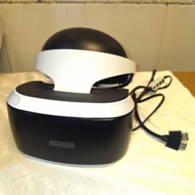 Sony PlayStation VR CUH-ZVR1 Headset mit Processor Unit & Kabel, 120 Hz, 100°