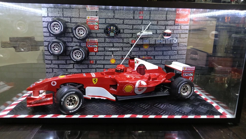 Ferrari f2004 radiocomandata a scoppio scala 1:8 - Immagine 2 di 4