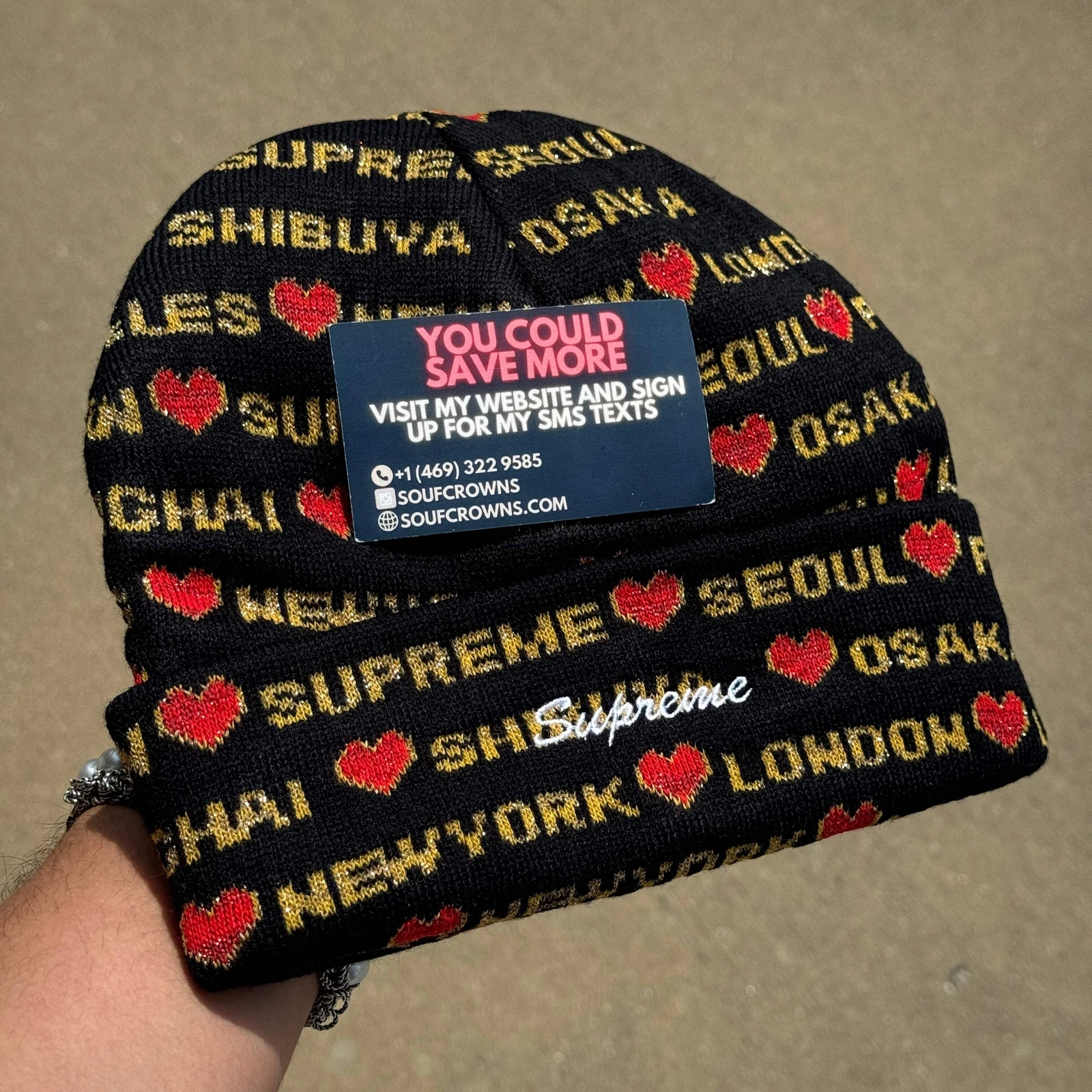 Bonnet noir Supreme Hearts NEUF
