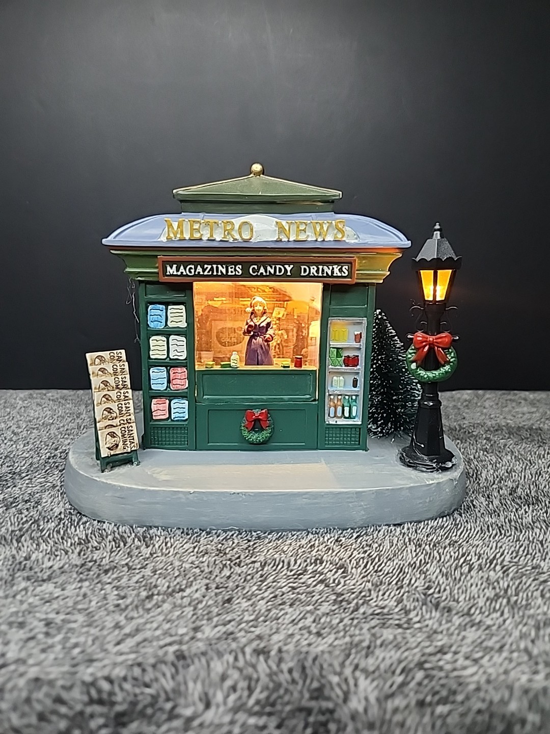 St. Nicholas Square Village Metro News Stand 14STXVA21 Kohls 