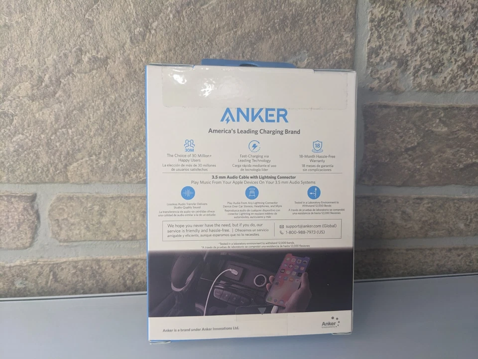 Adaptador auxiliar de audio Anker 3 pies PowerLine 3,5 mm para Apple iPhone iPad - Blanco Foto 2 de 2