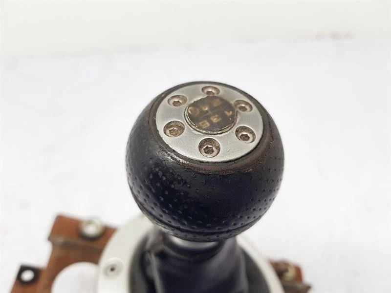 MK1 MG TF 2002-2010 perilla de palanca de cambios con polaina y envolvente manual de 5 velocidades Foto 2 de 4