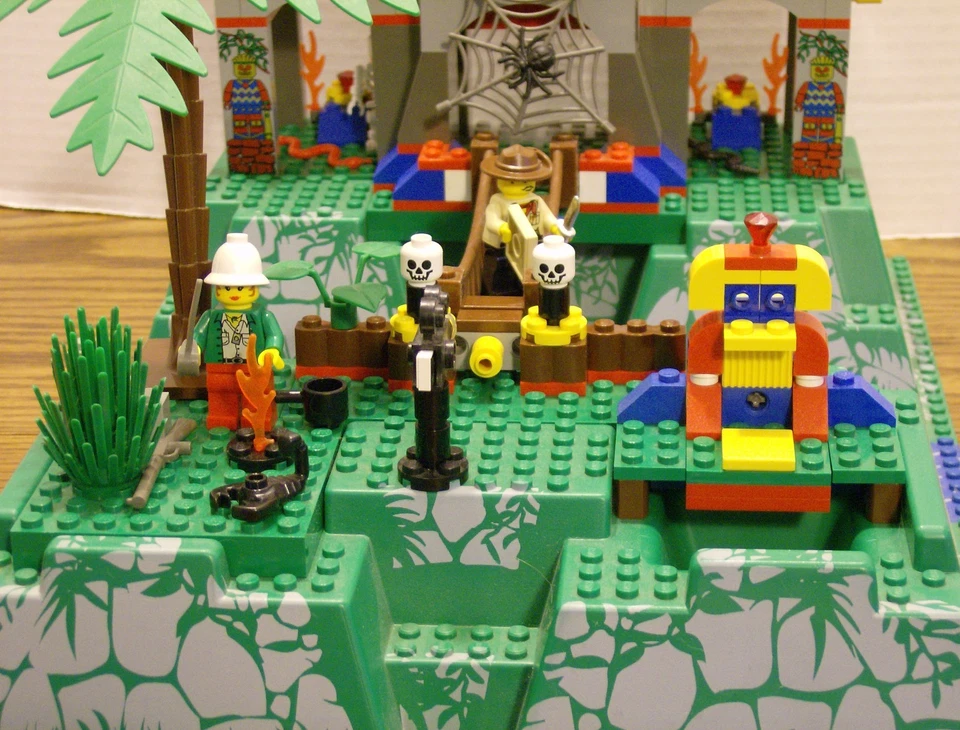 Lego 5986 Jungle Adventurers AMAZON ANCIENT RUINS Complete w/Instructions - Image 2 of 4