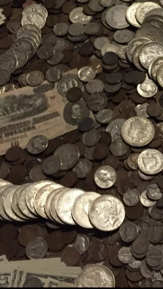 ESTATE COIN TREASURE CHEST! Gold & Silver Coins NGC, PCGS, Bars, Rounds & Bills$ - Image 3 of 4