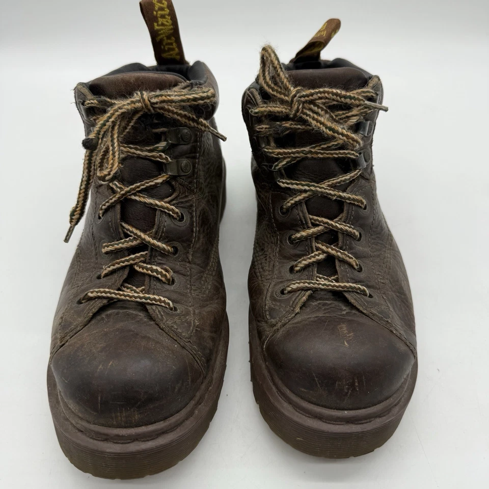Botas de cuero marrón Dr. Martens hechas en Inglaterra con cordones gruesas para hombre talla UK 8 US 9 Foto 3 de 4