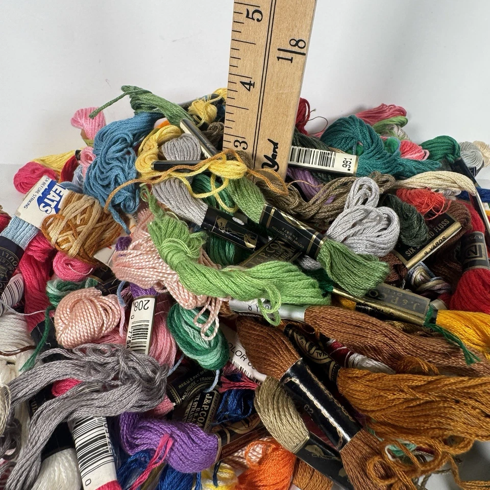 Embroidery Floss 100 Pieces Various Brands - Image 4 of 4