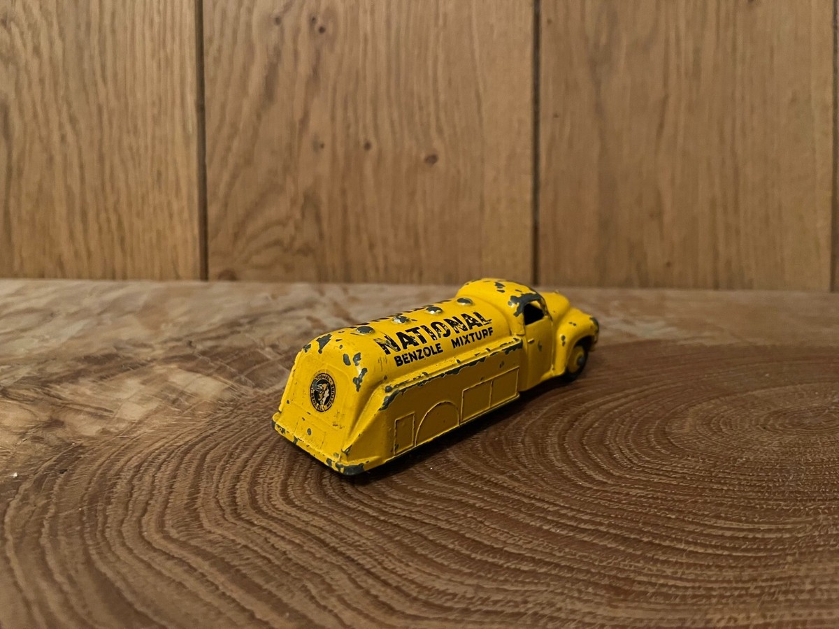 Dinky 440 Studebaker National Denzole Mixture Tanker (178