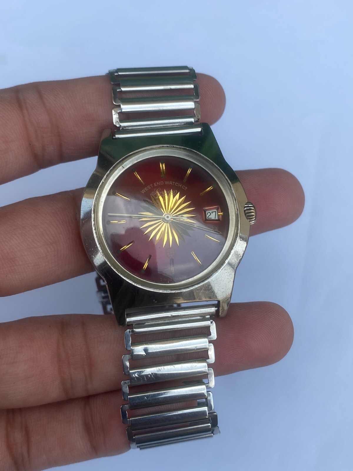 Co Red Vintage Men's End West Swiss 37mm Watch Watch Manual Dial - vintagewatches.pk