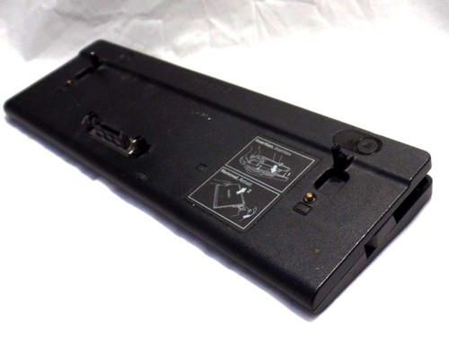 TOSHIBA Slim Port Replicator II | Portege R500 | PA363A-1PRP | 15V DC,5A | - Picture 2 of 4