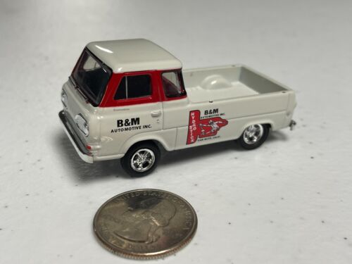 M2 Machines B&M Automotive 1965 Ford Econoline 1:64