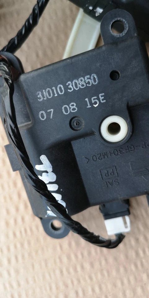 Juego de 3 actuadores de motor de aleta de aire tablero Nissan X Trail T31 2008 y telar de cableado Foto 2 de 4