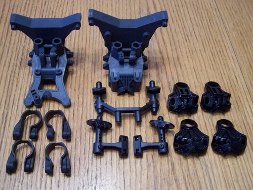 Arrma 1/10 OUTCAST 4X4 4S V2 Gearbox Cover Shock Tower Body Mount 4 Dirt Guards - Picture 1 of 2