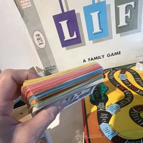 The Game of Life #4000 Original Vintage 1960 Board Game Complete Milton Bradley - Picture 9 of 13