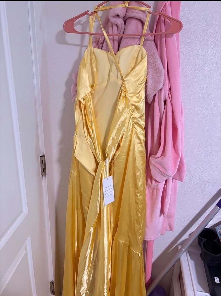 yellow silk dress Girl Gleam Satin Maxi Size XL from Hello Molly Prom Dress 100% Polyester Petal and Pup Women's Ciao