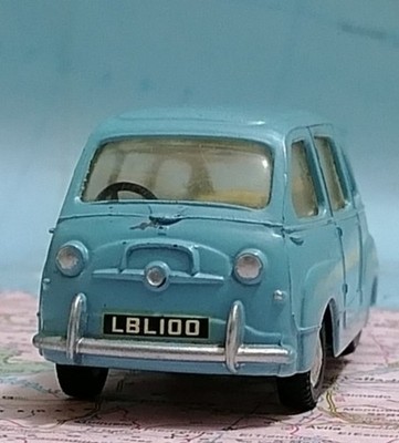 Fiat Multipla - Vintage 1/42 Scale, Spot-On 120 Made in Gt. Britain 1960