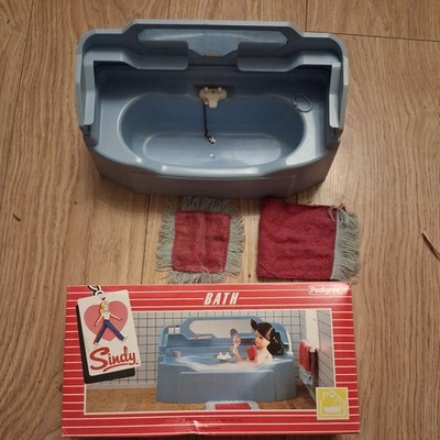 Vintage Sindy Blue Bath With Box Excellent Condition