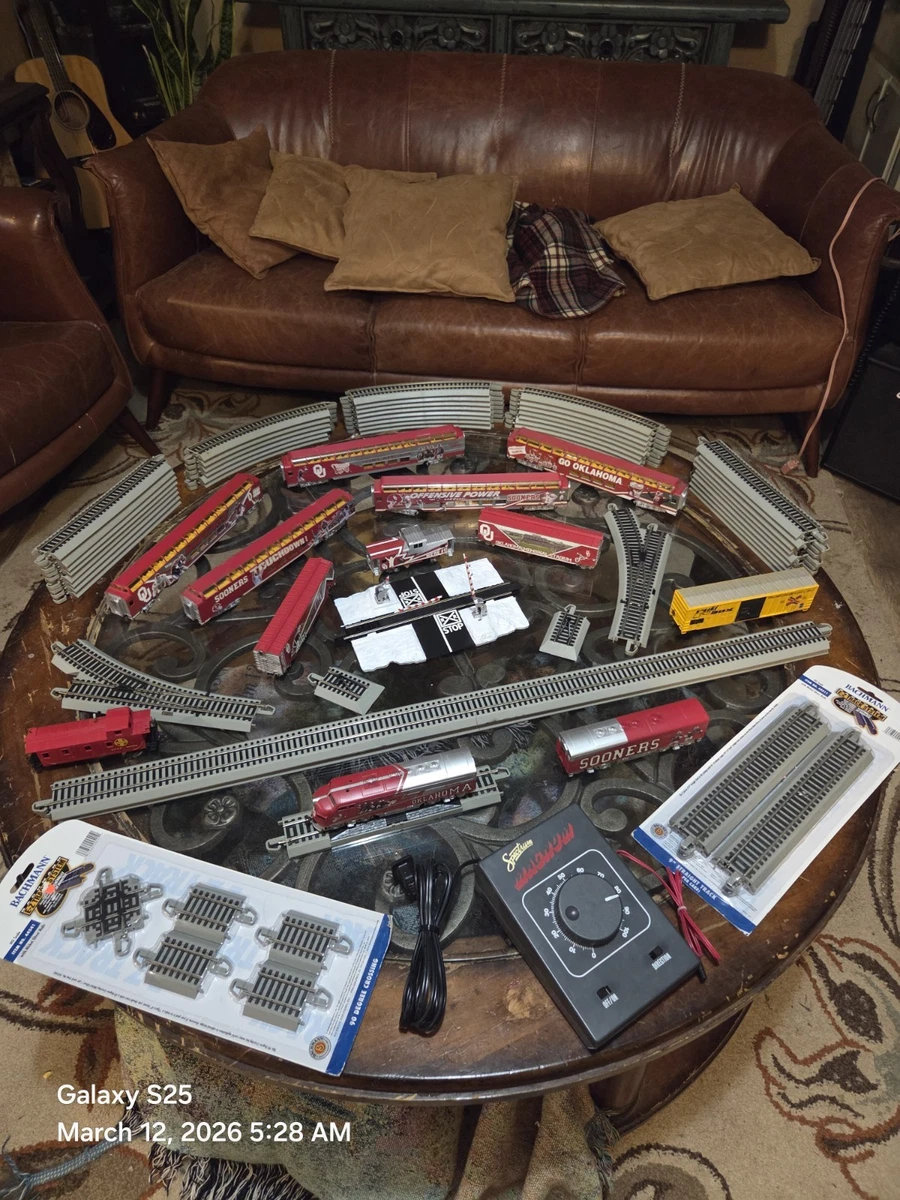 Hawthorne Village Train for sale - eBay
