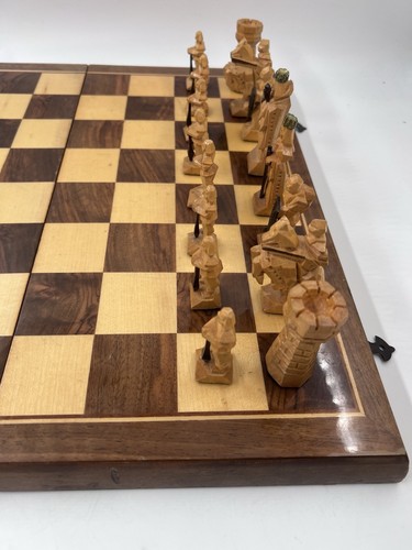 Hand Carved Wooden Chess Set & Board Vintage Medieval Complete Folding - Picture 4 of 24
