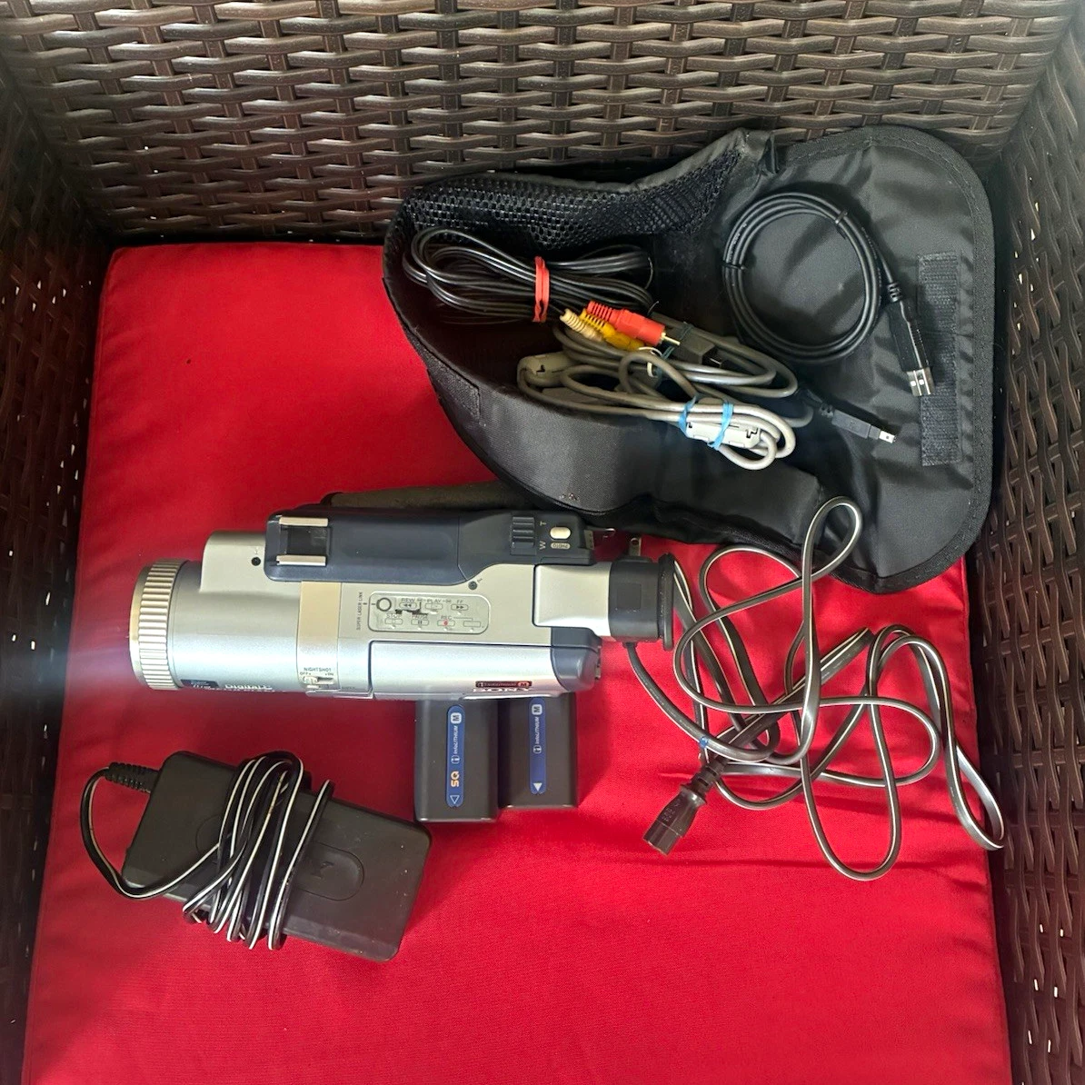 Sony Handycam Digital 8 Camcorders 500x Digital Zoom for sale | eBay