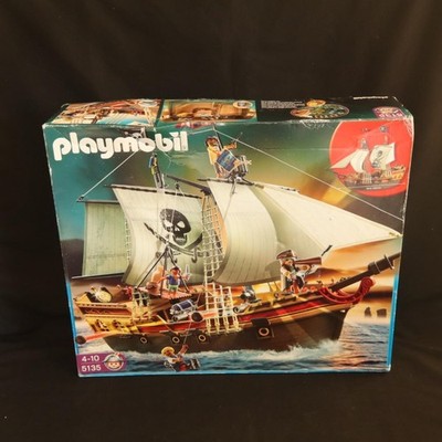 COMPLETE 5135 Playmobil pirate ship, vintage boat including original box