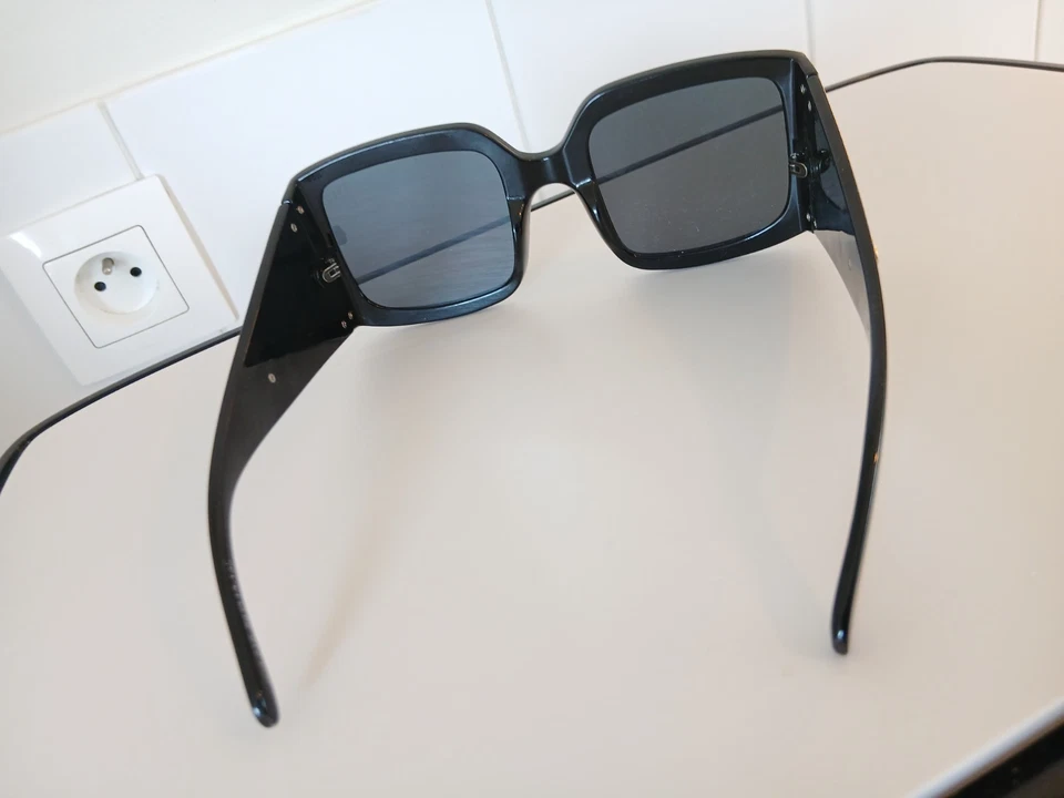 Dior lunettes de soleil femme rectangulaires noires verres gris teintés - Photo 3/4