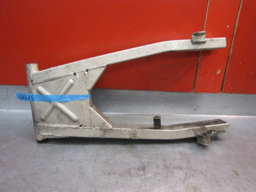 KAWASAKI ER5 ACHTERBRUG SWINGARM 33001-1520 - Imagen 3 de 3