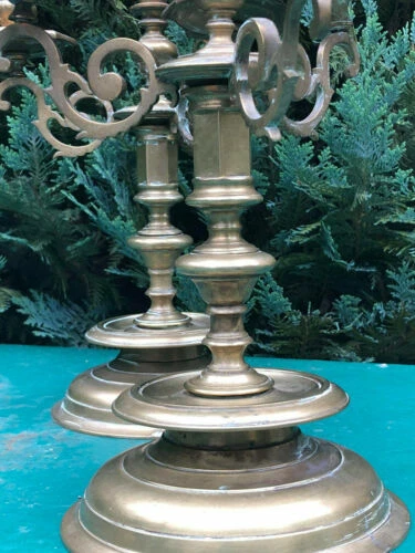 Objets du XIXe siècle et avant louis XIII