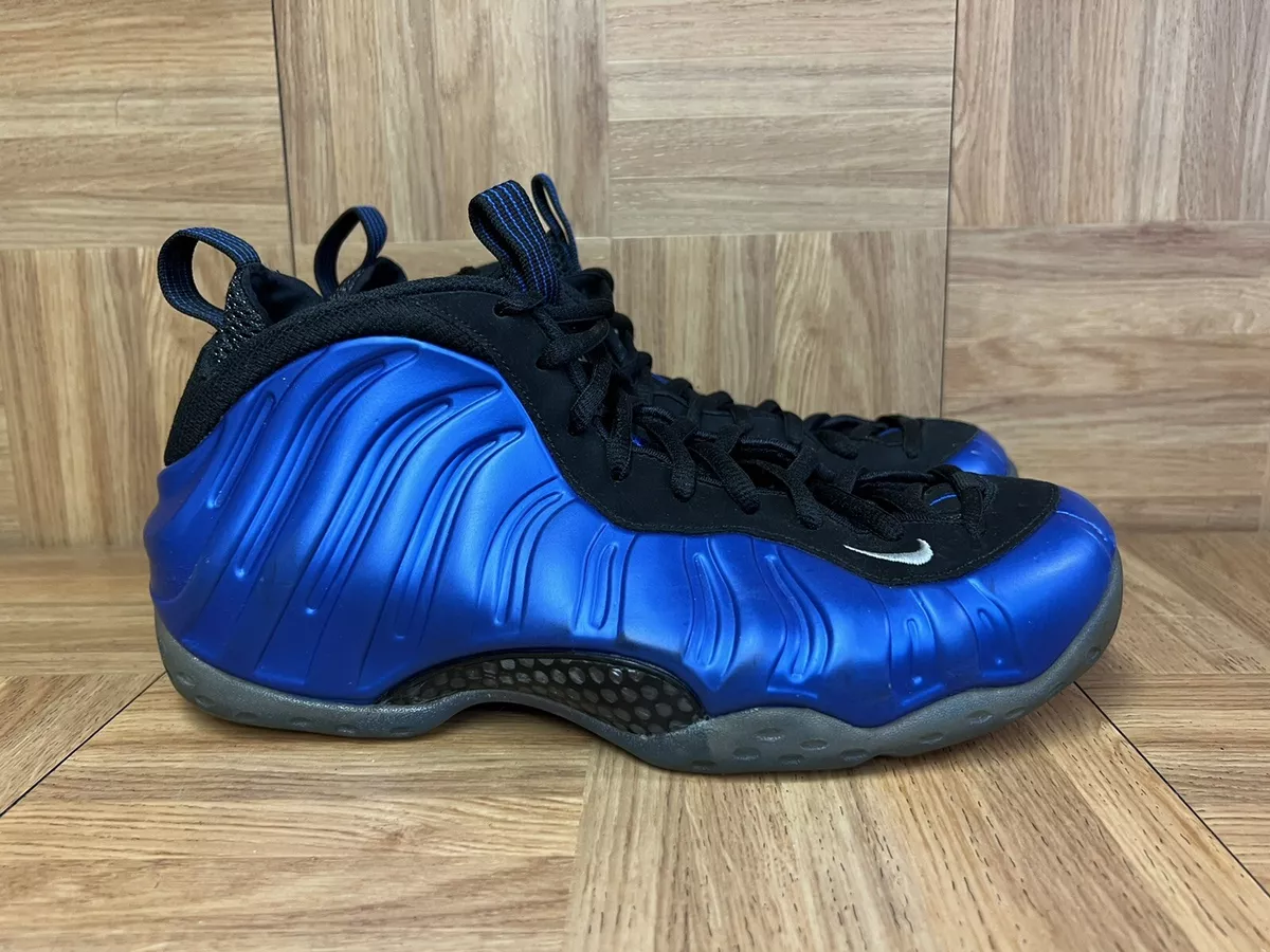 Nike foamposite hotsell royal blue
