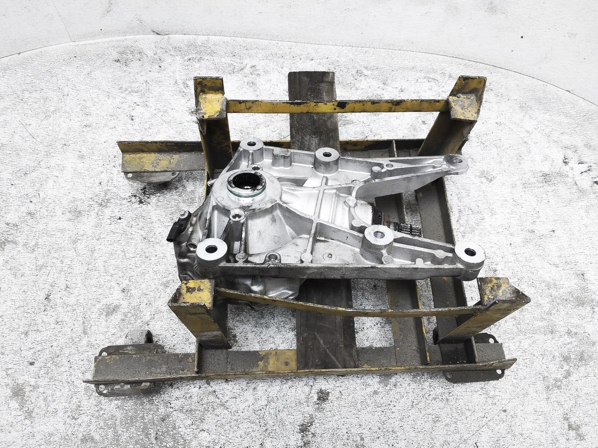 2020-2023 Ford Explorer 2.3L Awd Front Differential Carrier Case
