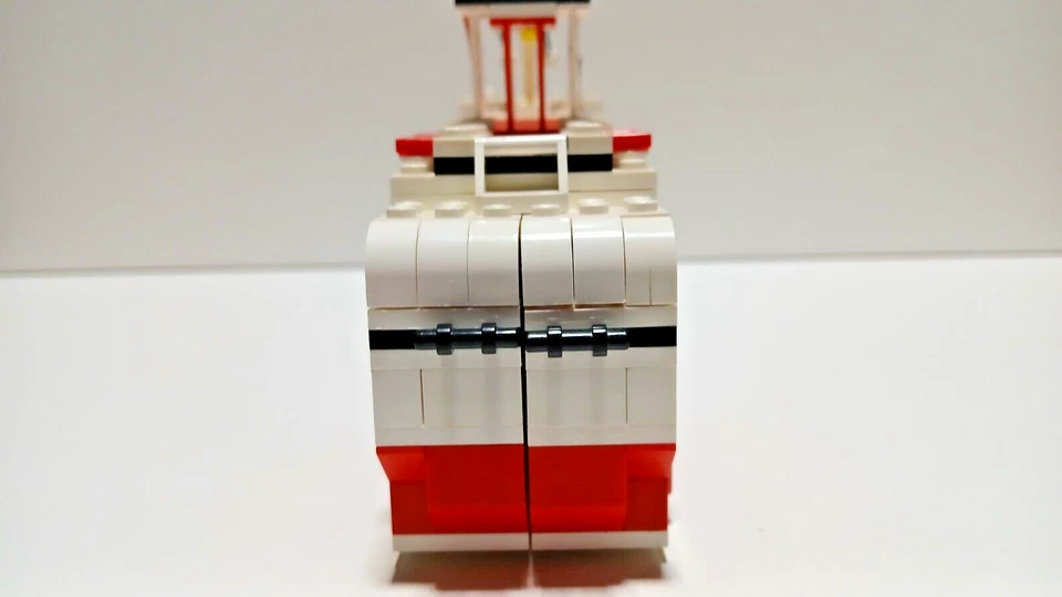 LEGO VINTAGE SET 1924 VIKING LINE FERRY UNBOXED WITHOUT INSTRUCTIONS - Image 4 of 4