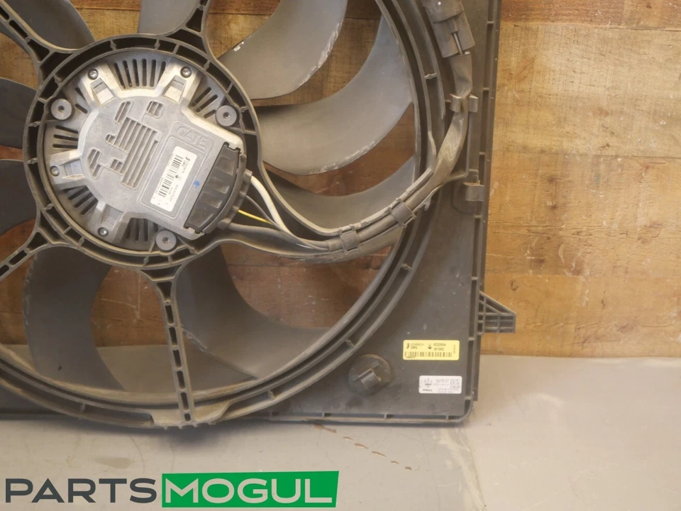 MASERATI GHIBLI 2014-2017 MOTOR RADIADOR VENTILADOR DE REFRIGERACIÓN CUBIERTA MOTOR OEM Foto 4 de 4