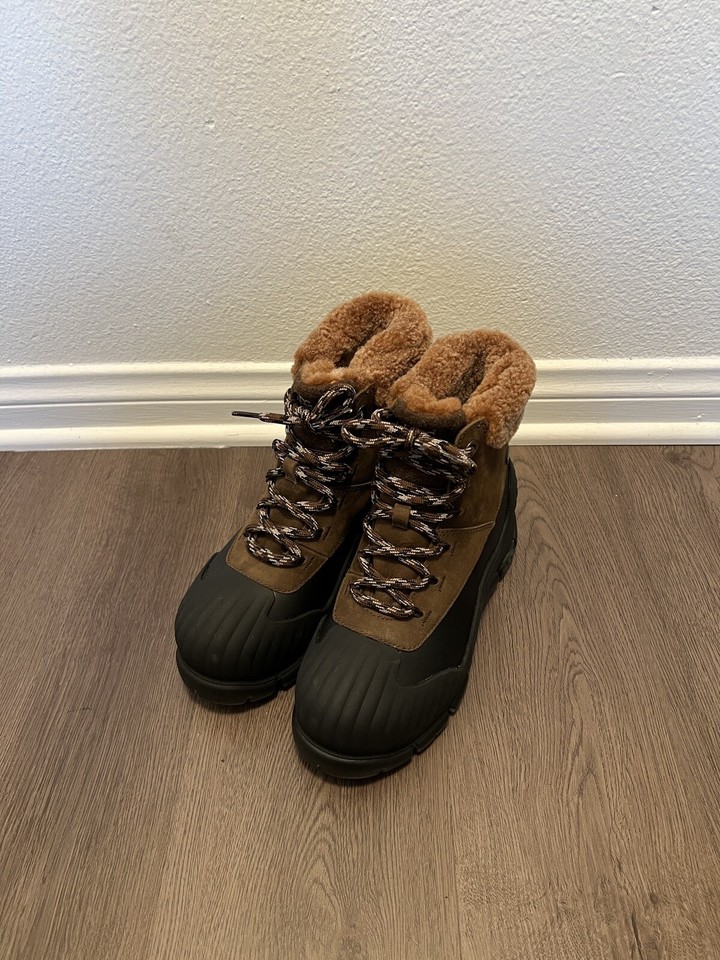 UGG Adiroam Women's Hiker Leather/Suede Cold Weather Boots Chestnut