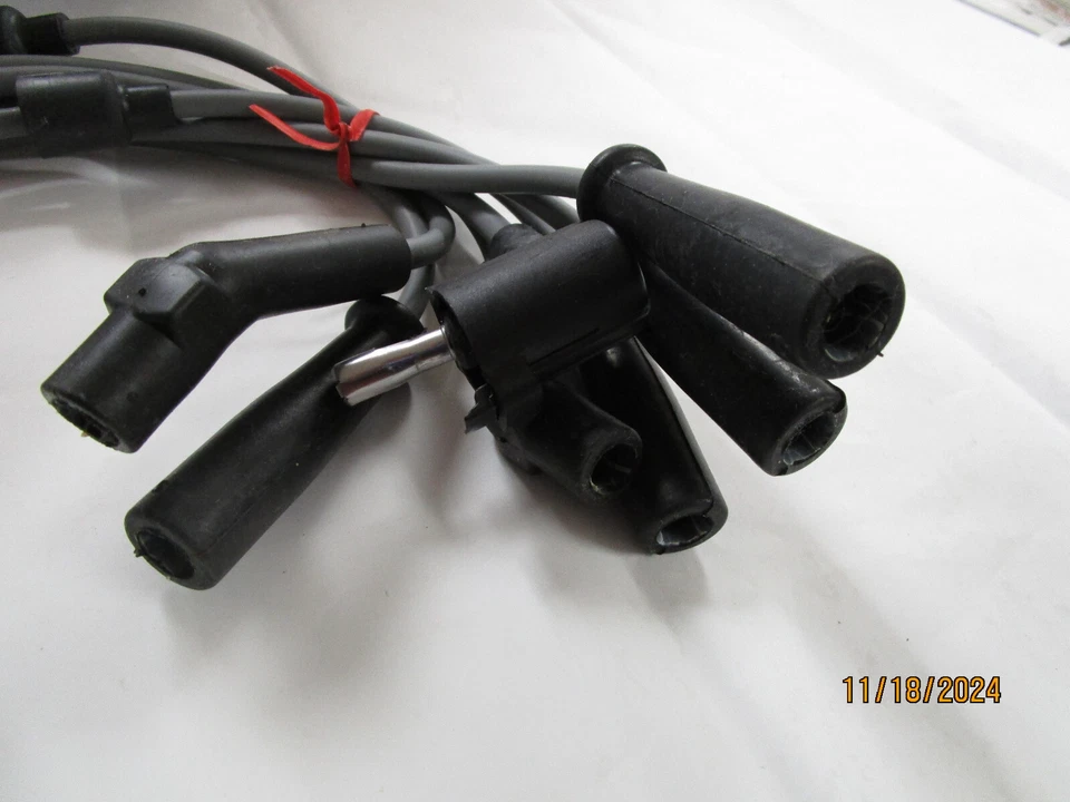 Spark Plug Wire Set Prospark 9680 fits 1990 Toyota Land Cruiser 4.0L-L6 Foto 3 de 4