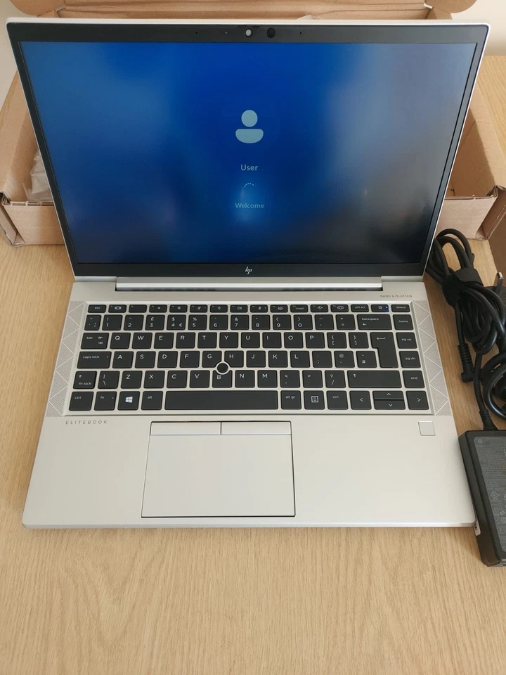 HP EliteBook 830 G8, i7-1185G7, 16GB RAM, 256GB SSD, Win 11 Pro *CASE DAMAGE*, photo 2 of 5